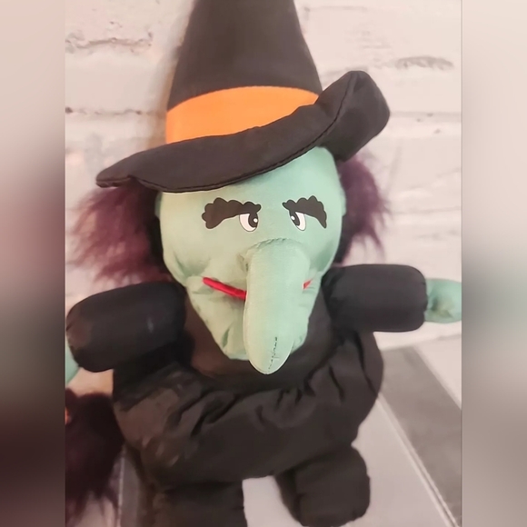 Black Witch Nylon Stuffed Plush Toy 15 Inch Halloween Decoration - Picture 7 of 8